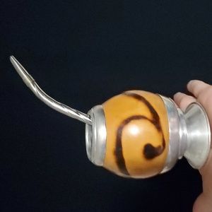 Authentic Argentinian Mate Guord with Steel Strainer Straw